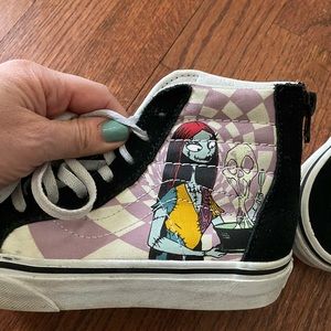 Vans Nightmare Before Christmas Sally Sk8 Hi